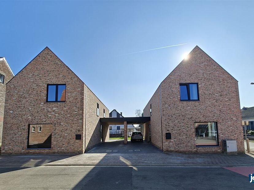 Instapklare nieuwbouwwoning in Leut - energiezuinig en comfortabel wonen&lt;br /&gt;
Ben je op zoek naar een moderne, energiezuinige woning in een rustige o