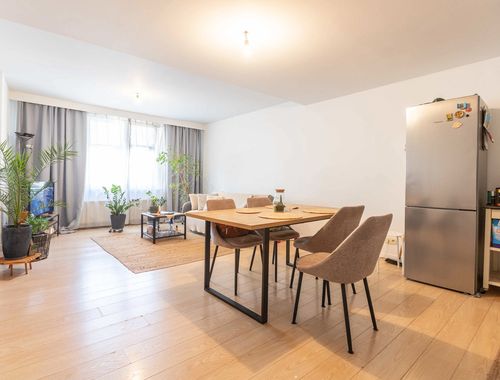                                         Appartement à vendre à Wavre, € 260.000
