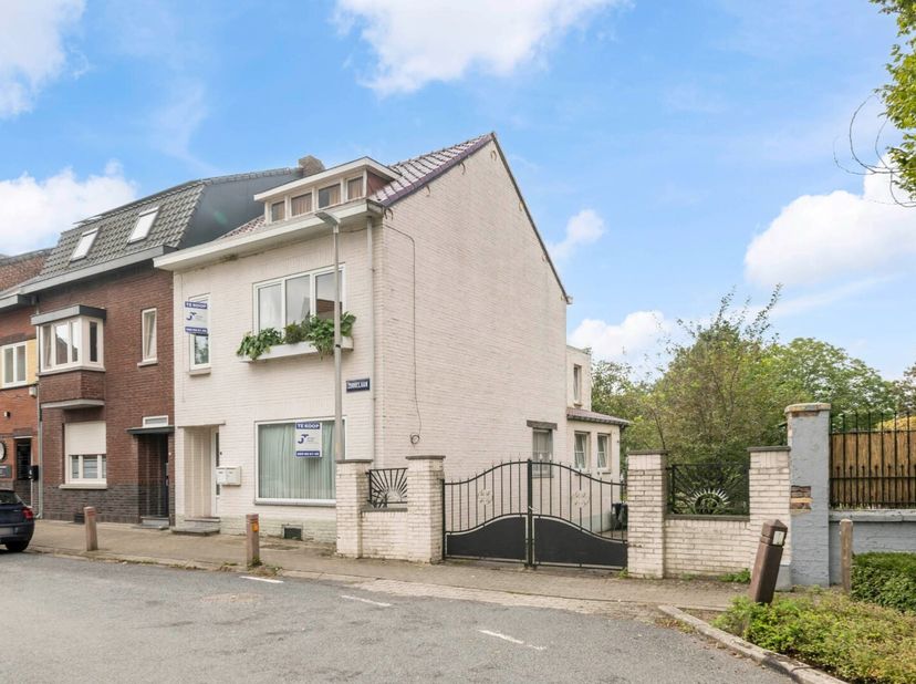 Maison à vendre
                    à 3680 Maaseik