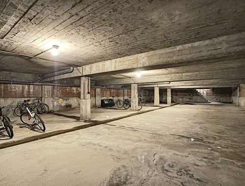                                         Kelder garage te koop in Mechelen, € 13.500
