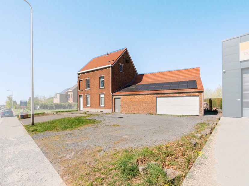[[ CE BIEN PARTICIPE À LA JOURNÉE MAISONS OUVERTES ERA LE 14/6 DE 16:00 À 17:00 ]] ERA WELCHOME est fier de vous proposer cette habitation rare sur le