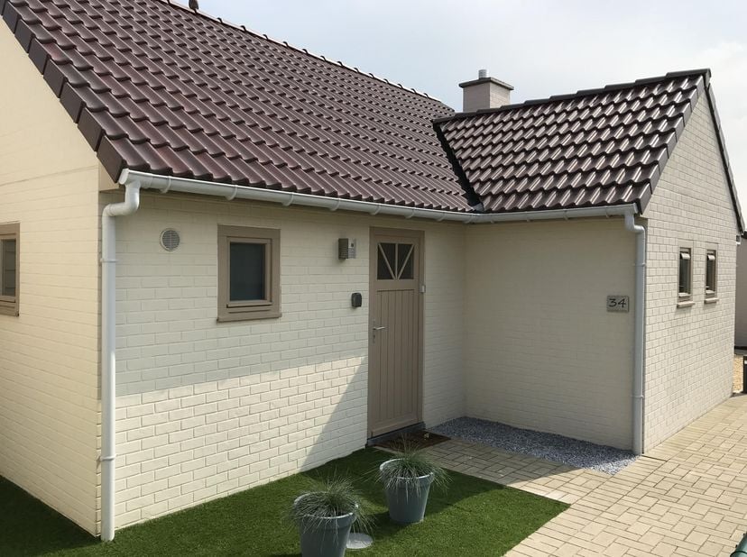 Deze verzorgde en goed onderhouden vakantiewoning van 2017 bevindt zich op een rustige plaats in het charmante Mercator Park, op wandelafstand van het