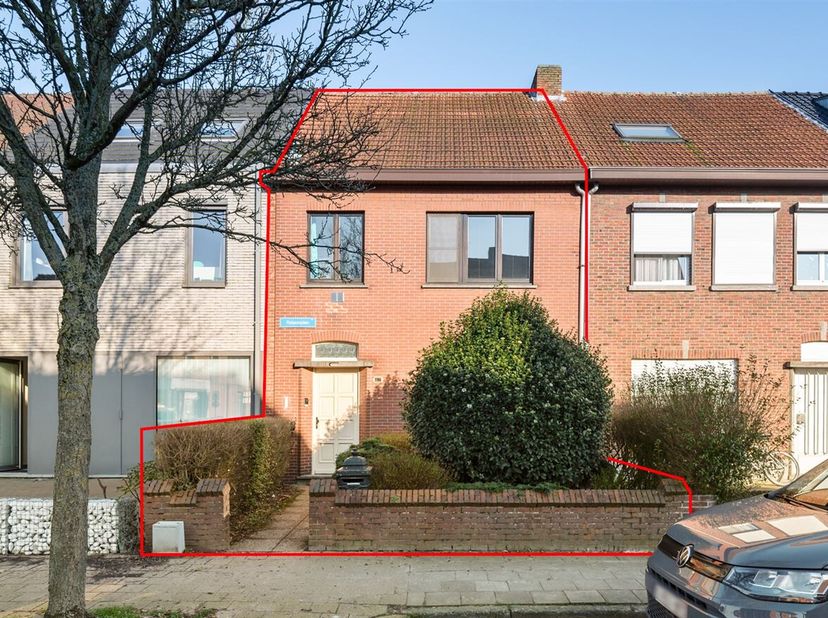 Gezinswoning met 3 slaapkamers en ruime zolder in Turnhout &lt;br /&gt;
Locatie:&lt;br /&gt;
Gelegen in een rustige, kindvriendelijke buurt met parkeergelegenheid