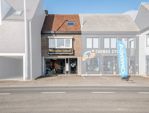                                         Bien commercial avec habitation à vendre à Astene, € 299.000
