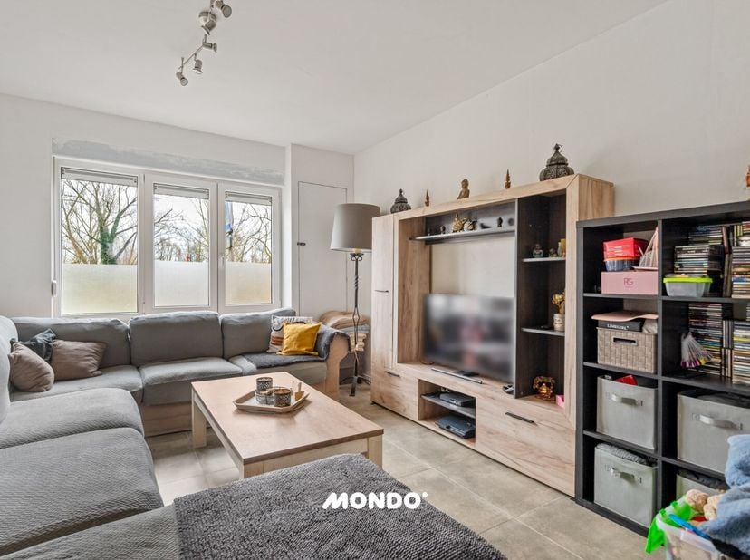 Cherchez-vous une maison confortable avec 4 chambres à coucher?&lt;br /&gt;
Consultez la maison virtuellement:&lt;br /&gt;
https://my.matterport.com/show/?m=ayagt