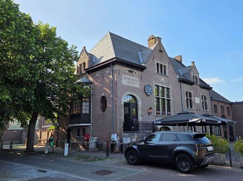 Appartement à louer
                    à 2870 Liezele