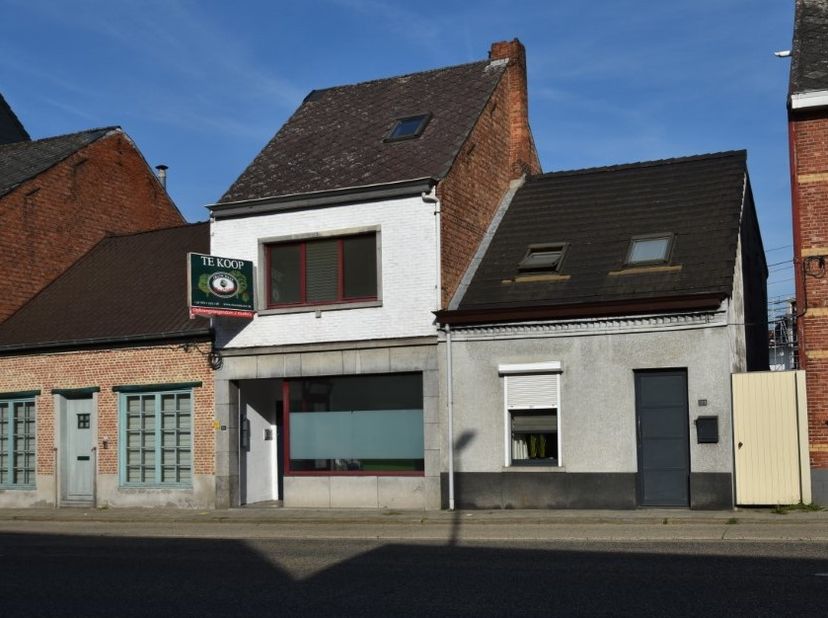 ROZENBERG  171 BUS 1 EN BUS 2, 2400 MOL&lt;br /&gt;
&lt;br /&gt;
Deze opbrengsteigendom bestaat uit 2 studio&#039;s; gelijkvloers en bovenliggend duplex&lt;br /&gt;
&lt;br /&gt;
I