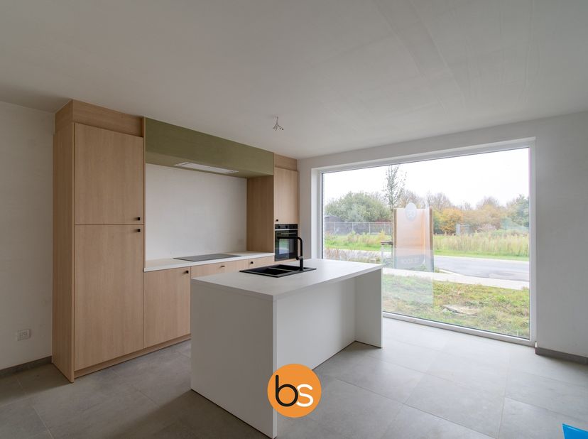 Kalverstraat, Roeselare | Lot 11&lt;br /&gt;
&lt;br /&gt;
Op zoek naar een instapklare, stijlvolle woning in een gezellige, kindvriendelijke buurt? Deze prachtige