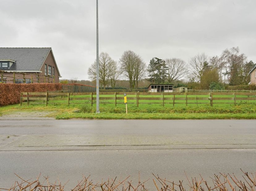 Terrain à vendre
                    à 2880 Bornem