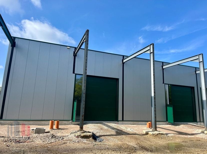 Bien professionnel à vendre
                    à 3500 Hasselt