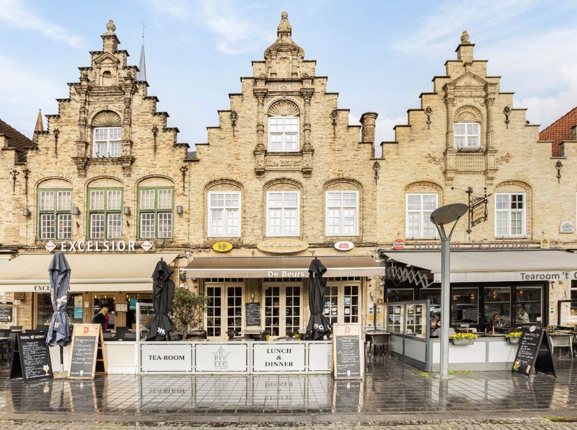 Bien professionnel à vendre
                    à 8630 Veurne