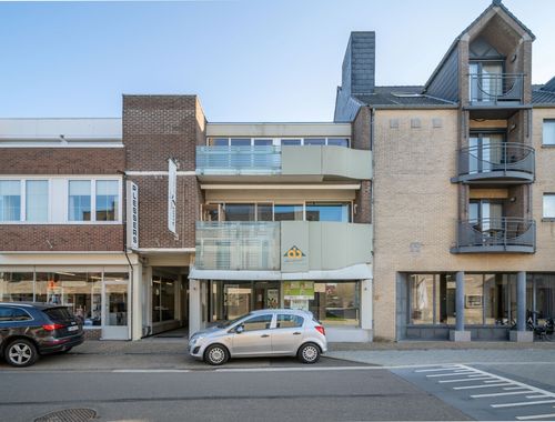                                         Commerce à louer à Neeroeteren, € 950

