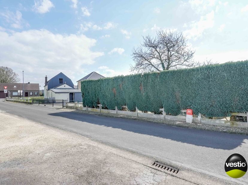KARAKTERVOLLE, TE RENOVEREN WONING VLAKBIJ CENTRUM VAN OPGLABBEEK&lt;br /&gt;
&lt;br /&gt;
Deze woning is gelegen langs de weg naar As te Opglabbeek, de verbindin