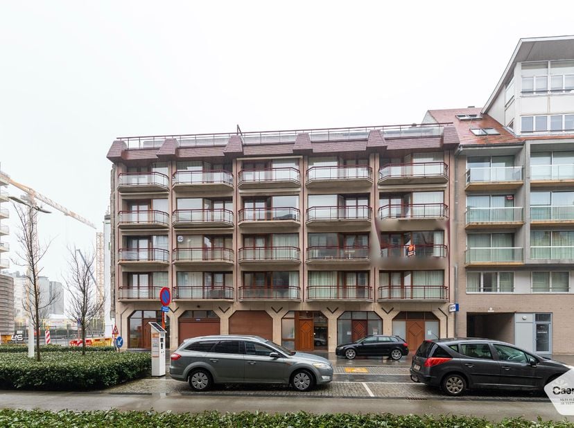 Garage à vendre
                    à 8620 Nieuwpoort