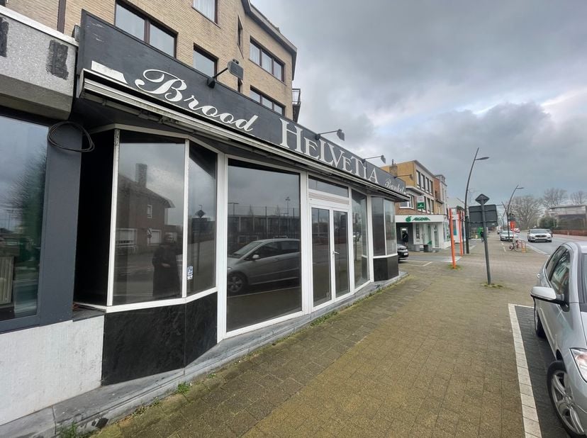 Vous êtes à la recherche d&#039;un espace unique pour votre entreprise à Coxyde ? Ce rez-de-chaussée commercial offre de nombreuses possibilités et est par