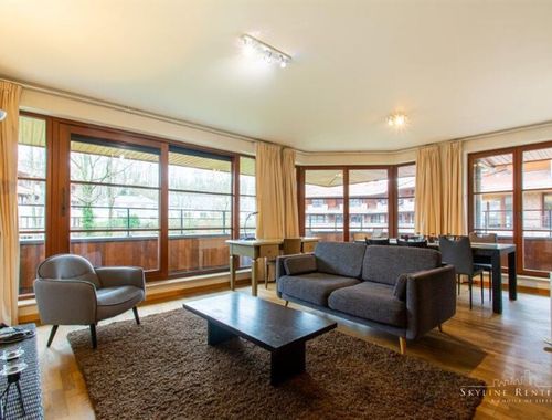                                         Appartement à louer à Auderghem, € 2.300
