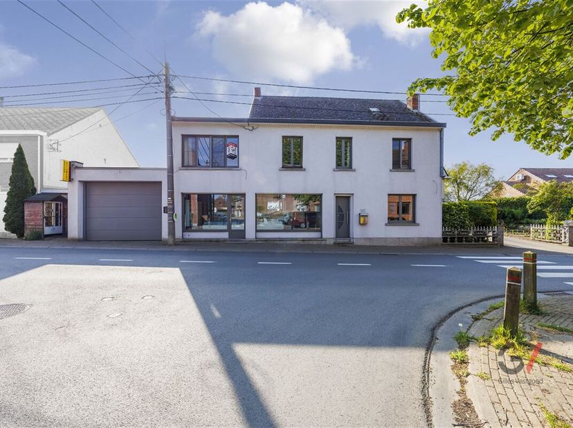 Cette propriété commerciale à Kortenberg est une excellente opportunité pour les entrepreneurs à la recherche d&#039;un espace commercial et résidentiel sp