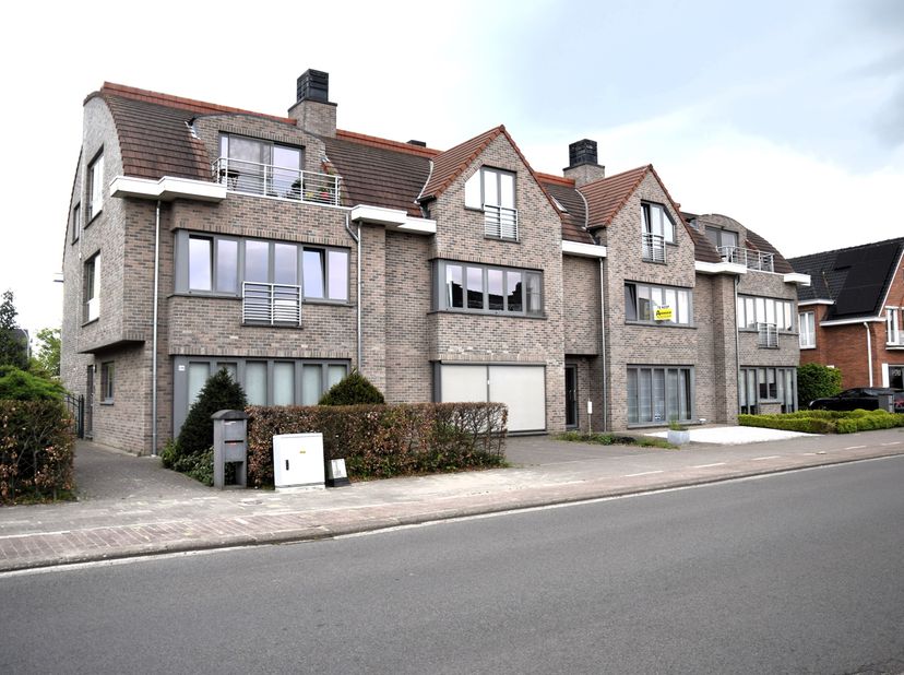 Appartement à vendre
                    à 9100 Nieuwkerken-Waas