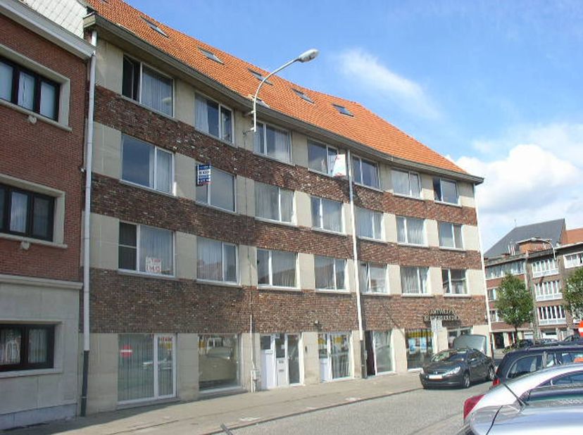 Garage à vendre
                    à 2800 Mechelen