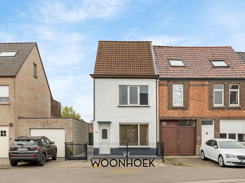 Ben je op zoek naar een halfopen bebouwing met 3 slaapkamers &amp; zij-ingang in een residentiële buurt te Lokeren? Lees dan snel verder.&lt;br /&gt;
Het ruime