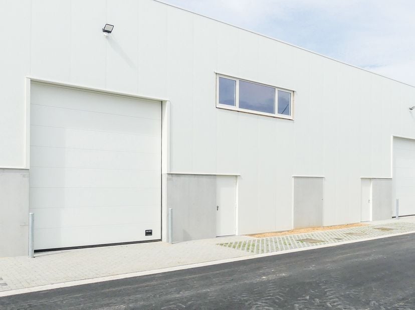&#039;&#039;Nivelles Nord Green Business Park&#039;&#039; situé sur l&#039;ancien circuit automobile de Nivelles au sein du zoning des Portes de l&#039;Europe. A 5 min du ring de B