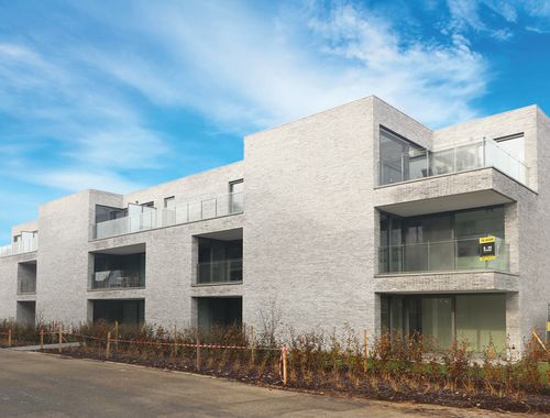                                         Garage en sous-sol à vendre à Heusden, € 9.000
