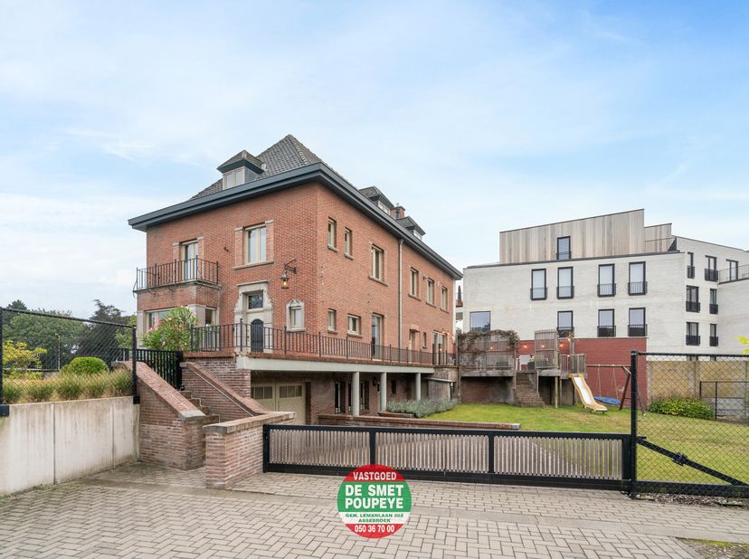 VRAAGPRIJS - Nabij het bruisend centrum van Maldegem, met een vlotte verbinding richting Knokke, Brugge en Gent, ligt deze karaktervolle (vakantie)won