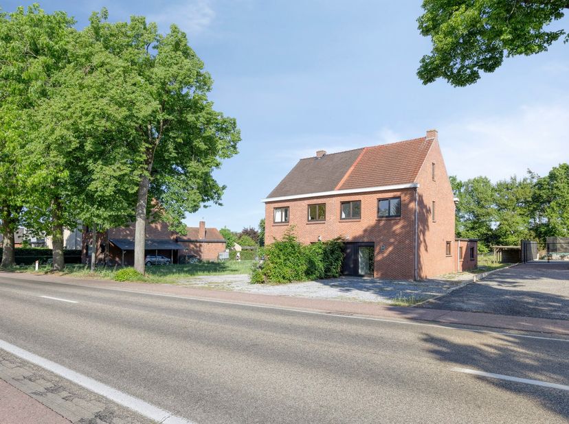Maison à vendre
                    à 3920 Lommel