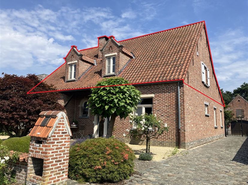 Appartement à louer
                    à 2275 Lille