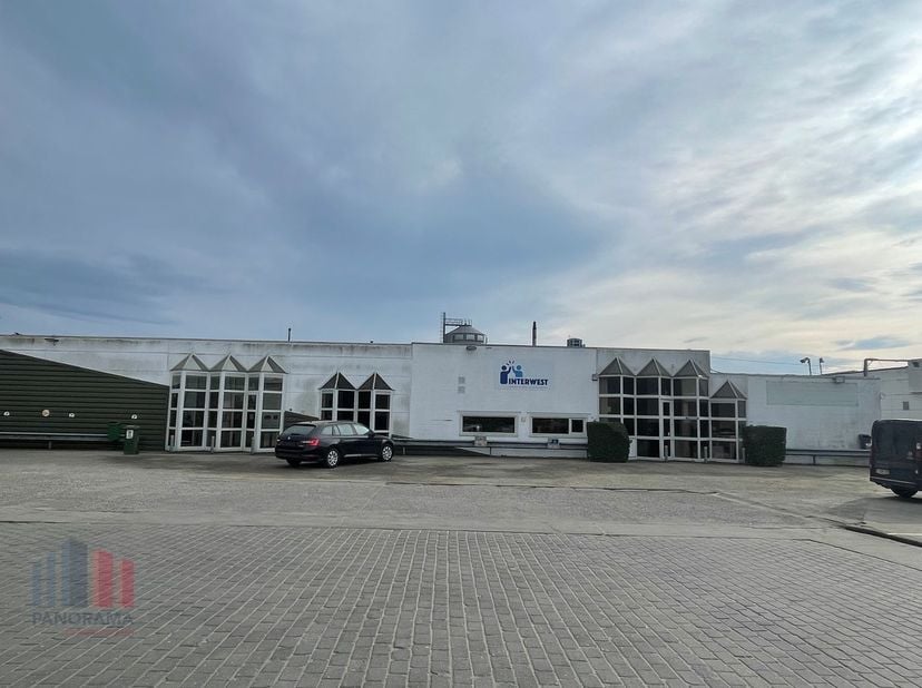 Bien professionnel à vendre
                    à 8630 Veurne