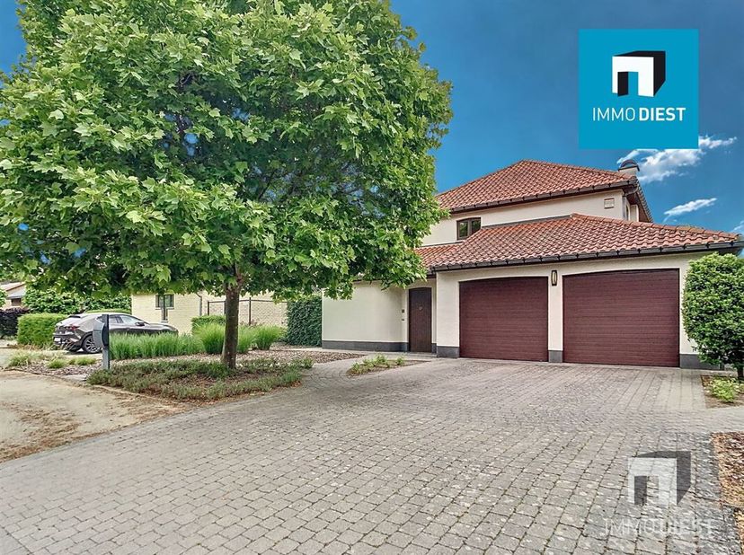 Maison à vendre
                    à 3545 Zelem