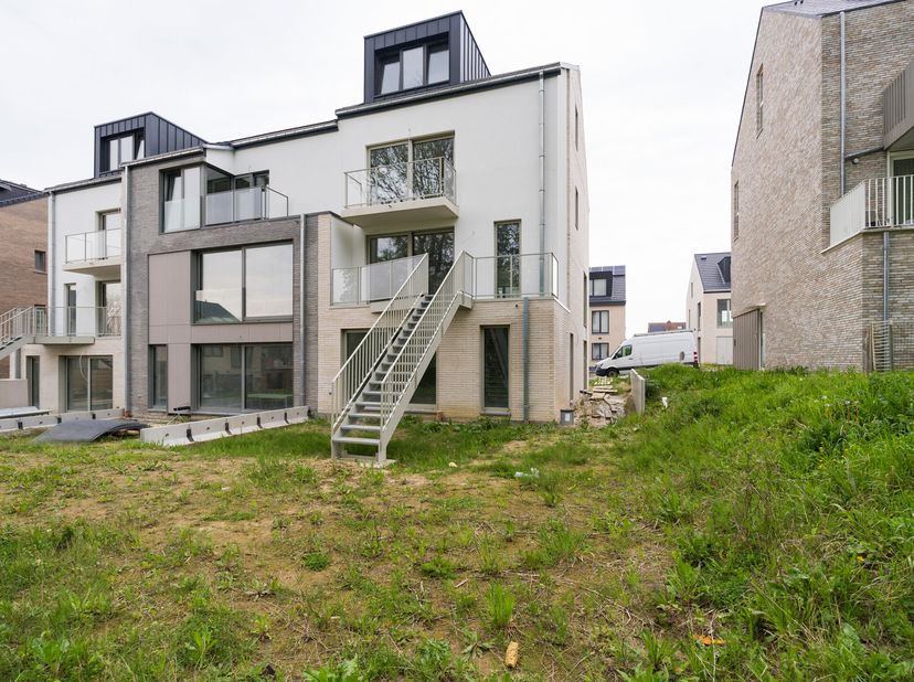 NEDER-OVER-HEEMBEEK - A deux pas de la future école européenne, dans un nouveau quartier à la lisière du petit Bois du Craetveld et à proximité de nom