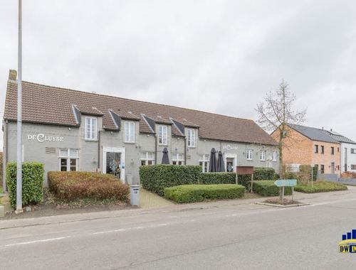                             Commercieel Gebouw over te nemen in Bornem

