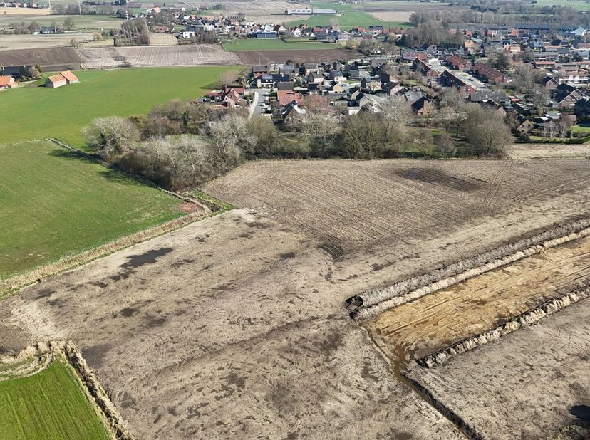 Terrain à vendre
                    à 8680 Koekelare