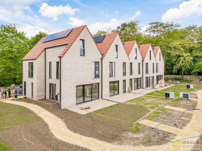 Exclusief wonen in het bruisende centrum van Lommel. Stap binnen in Residentie Het Burgemeesterpark en beleef hoe comfortabel wonen kan zijn. Wilt u t