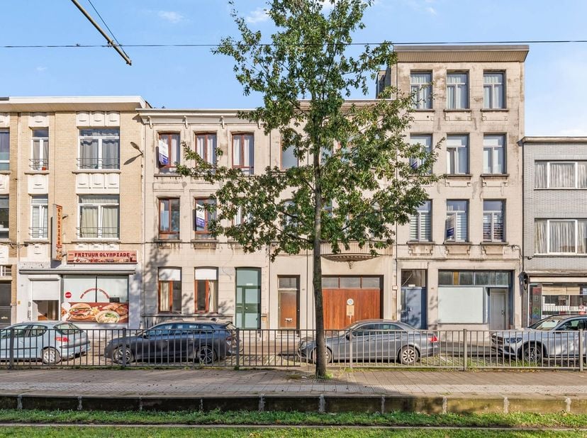 Appartement à vendre
                    à 2020 Antwerpen