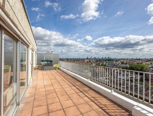                                         Penthouse te koop in Ganshoren, € 395.000
