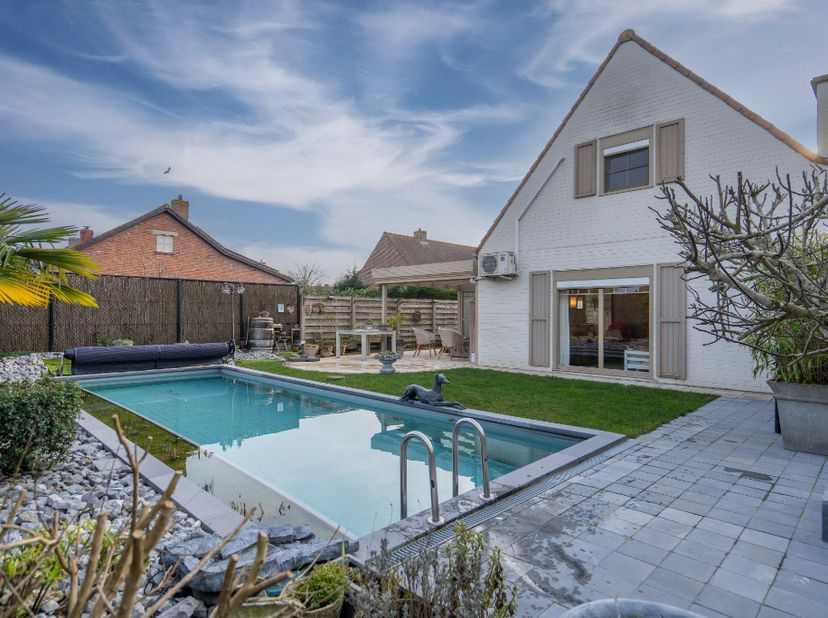 Maison à vendre
                    à 8920 Langemark