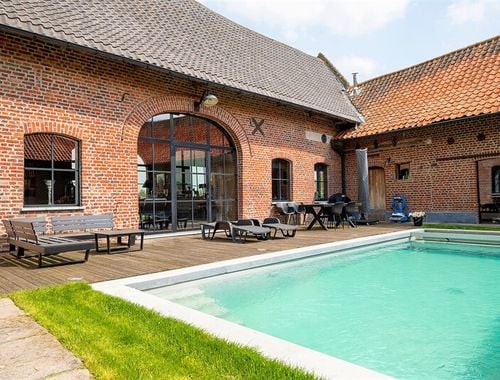                                         Hoeve te koop in Pecq, € 1.150.000
