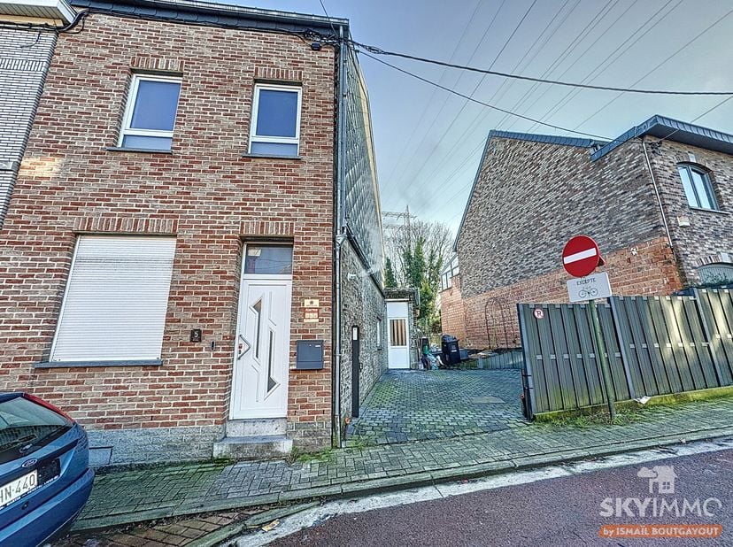 L&#039;agence SKYIMMO vous propose cette belle maison située sur HERSTAL, ce bien est composé comme suit :&lt;br /&gt;
AU RDC : Bureau (16) - Salle de douche (3)