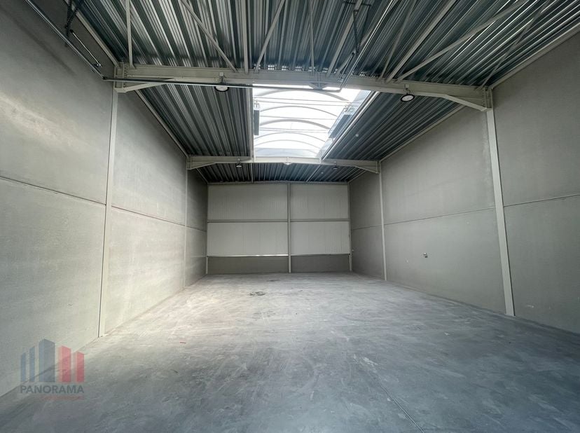 Deze nieuwe KMO-unit van +/- 161 m² maakt deel uit van het nieuwbouw state-of-the-art bedrijvenpark &#039;&#039;MG PARK ARSELA&#039;&#039; bestaande uit 12 KMO-units. &lt;br
