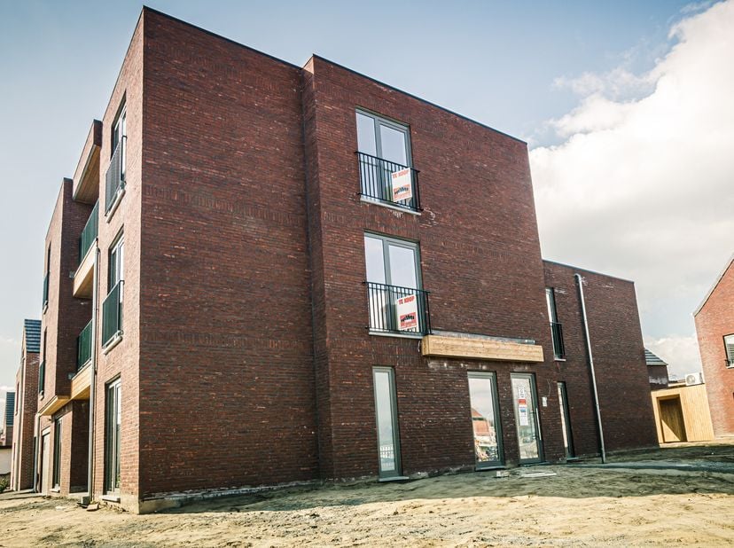 Ruim Appartement met 2 slaapkamers op de eerste verdieping !&lt;br /&gt;
Opendeurdag zondag 30/03 van 13u30 tot 15u30 + zaterdag 05/04 van 14u tot 16u ! &lt;br