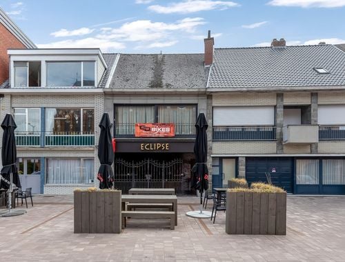                                         Handelsgelijkvloers te huur in Putte, € 1.500
