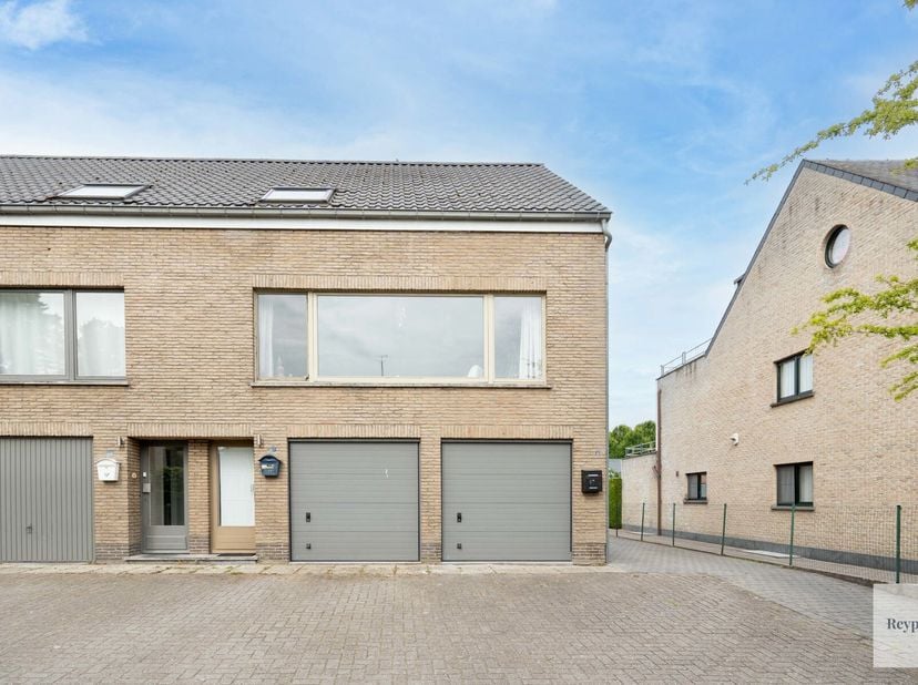 Appartement à vendre
                    à 2280 Grobbendonk