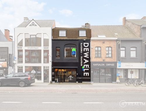                                         Bien commercial à vendre à Harelbeke, € 295.000
