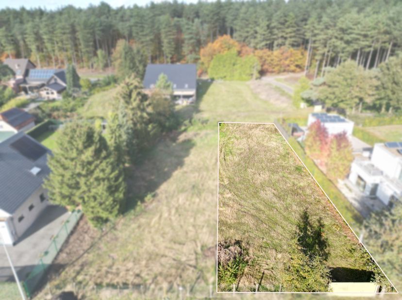 Terrain à vendre
                    à 3600 Genk