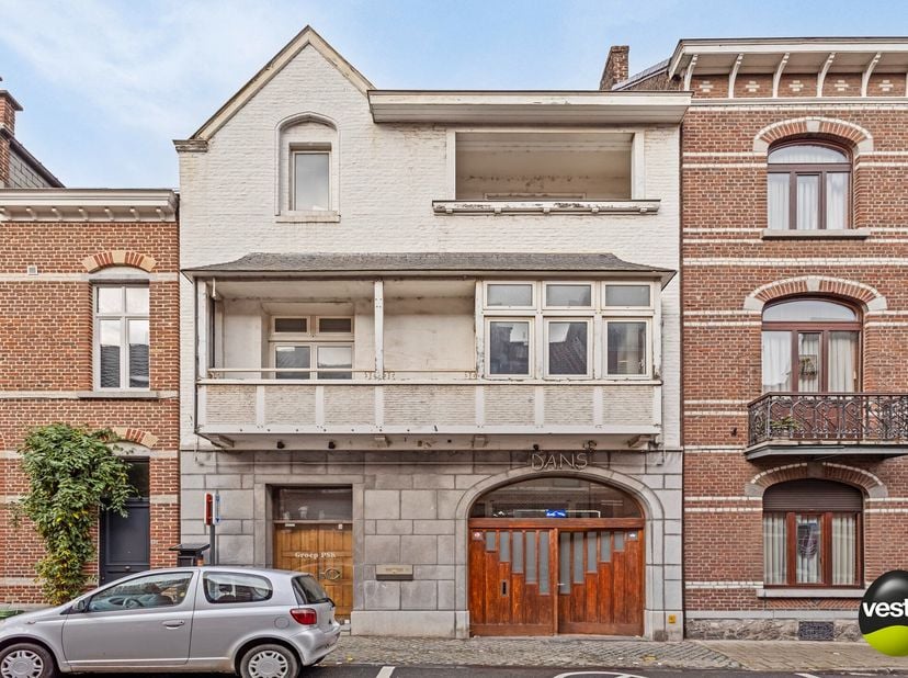 Bien professionnel à vendre
                    à 3800 Sint-Truiden