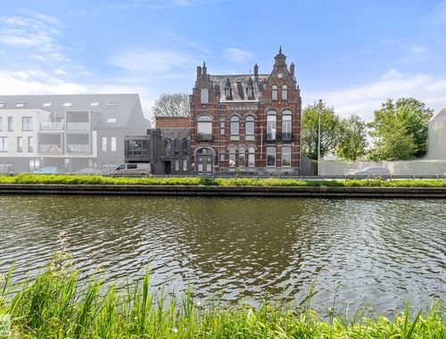                                         Bien commercial avec habitation à vendre à Oudenburg, € 685.000
