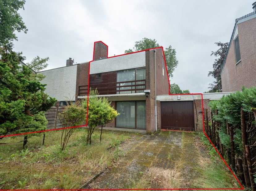 Op zoek naar een gezellige op te frissen woning? In Achel, aan de Kolleberglaan 34 kan u deze woning terugvinden. De woning is gelegen op een perceel