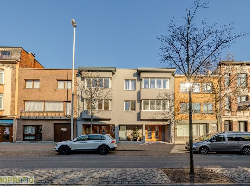 Appartement à vendre
                    à 2600 Berchem